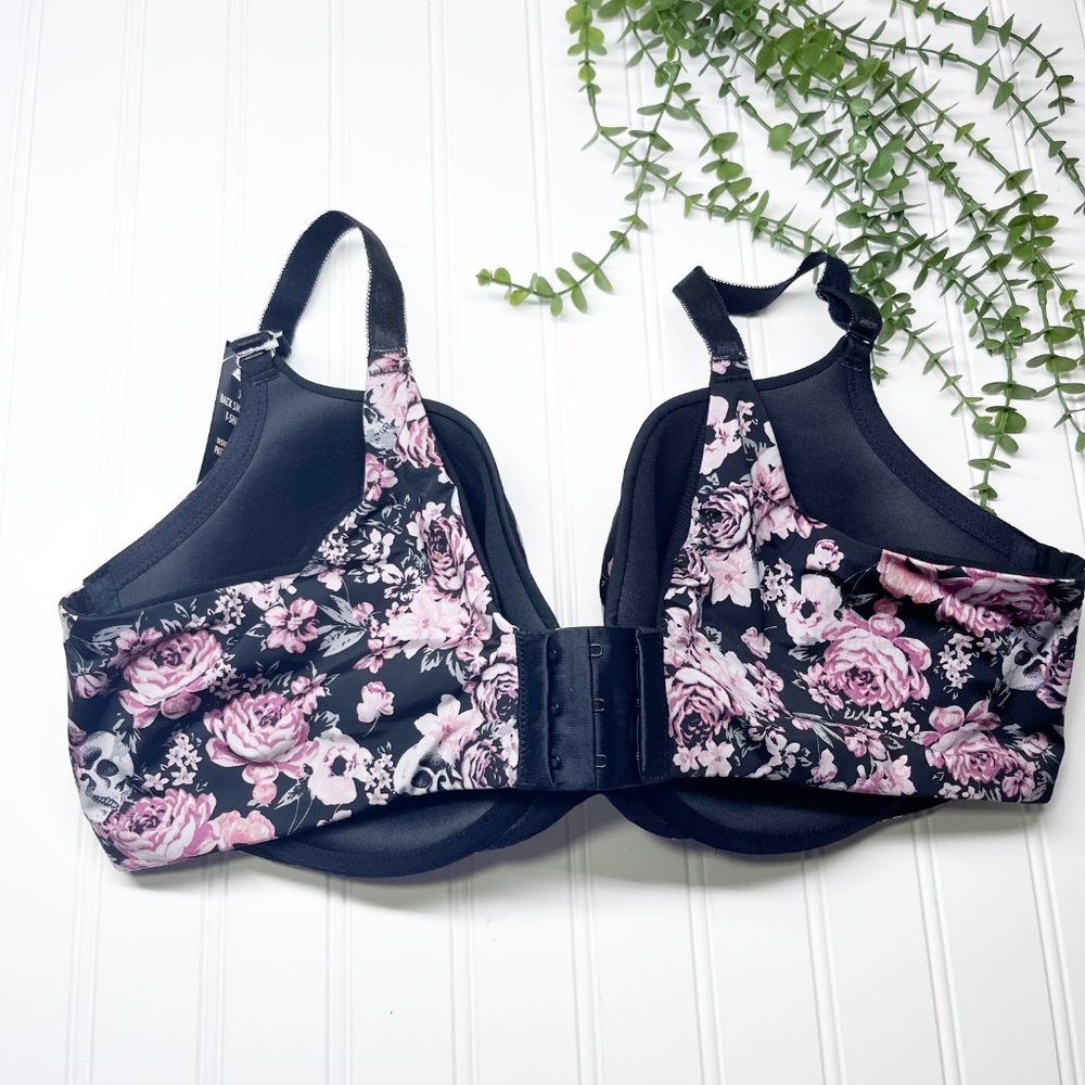 Torrid Black Floral Skull Curve 360 Back Smoothing Push Up Plunge Bra, Size 42D - Picture 2 of 9